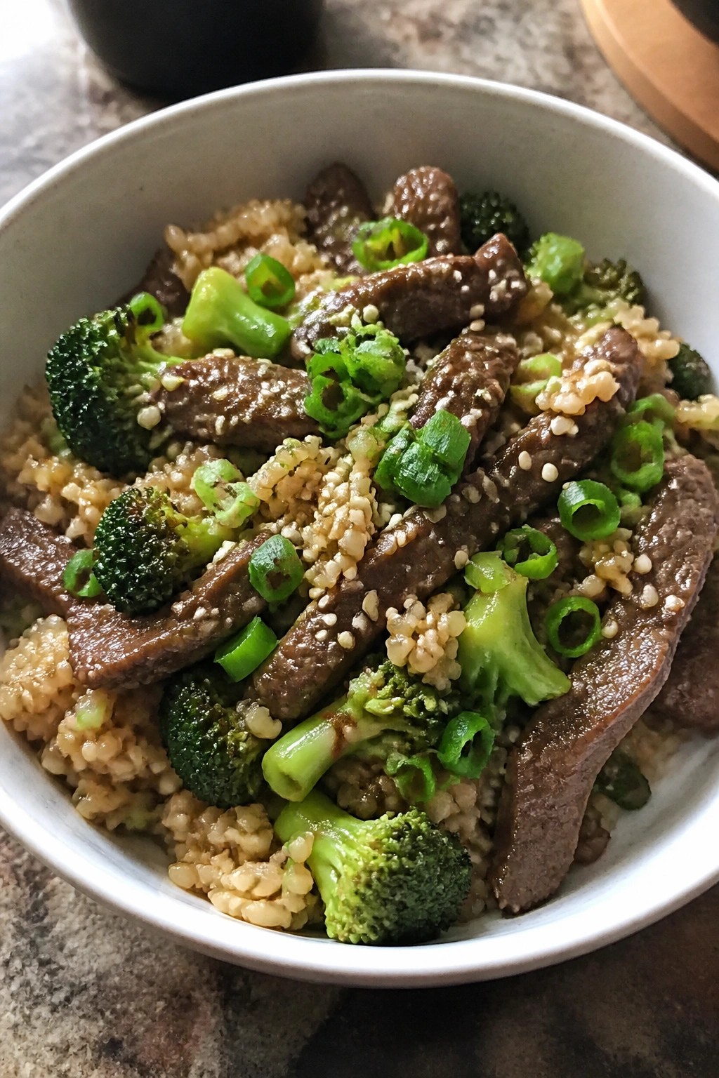 Lean Beef and Broccoli Bowl with Brown Rice