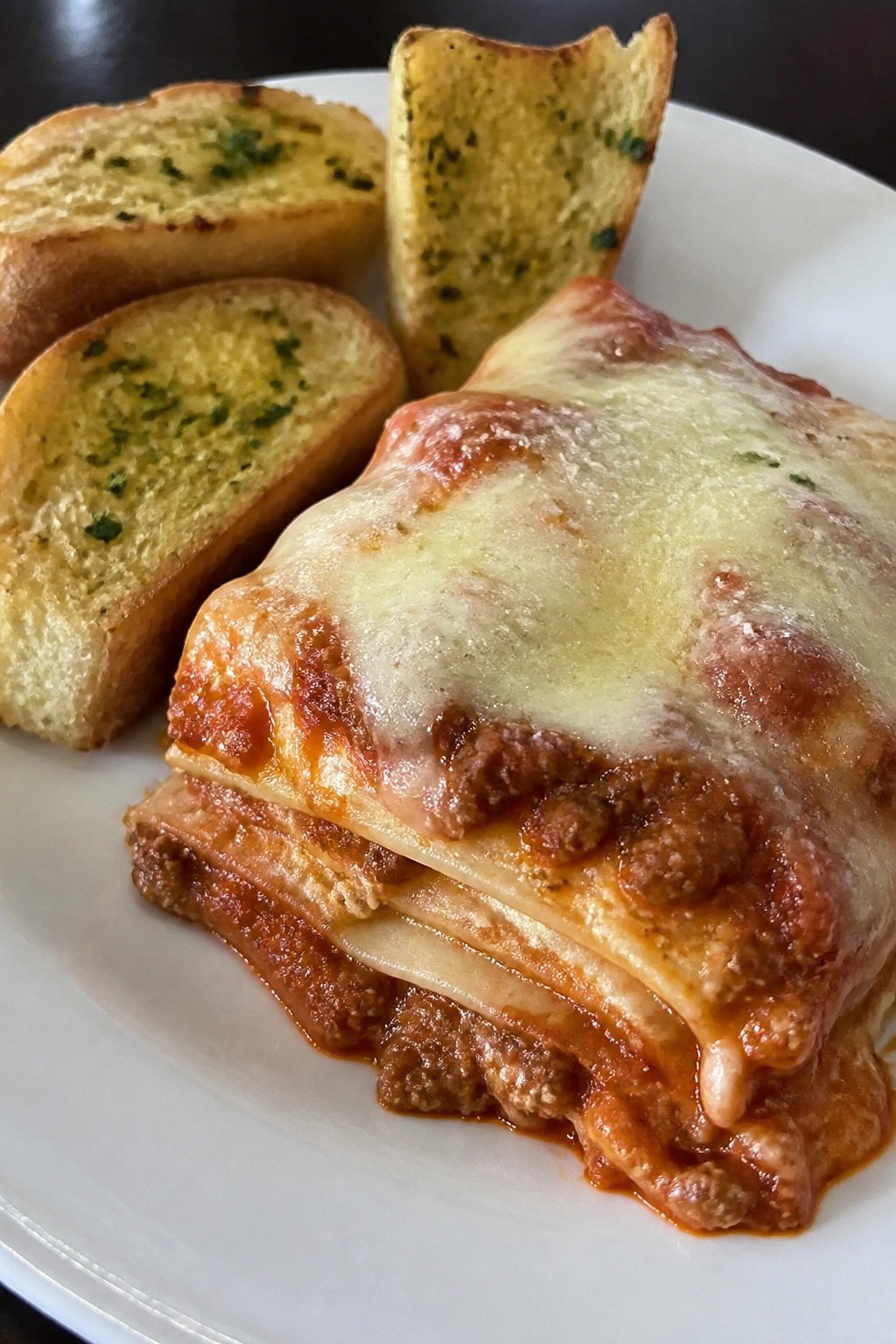Cheesy Beef Lasagna with Garlic Bread