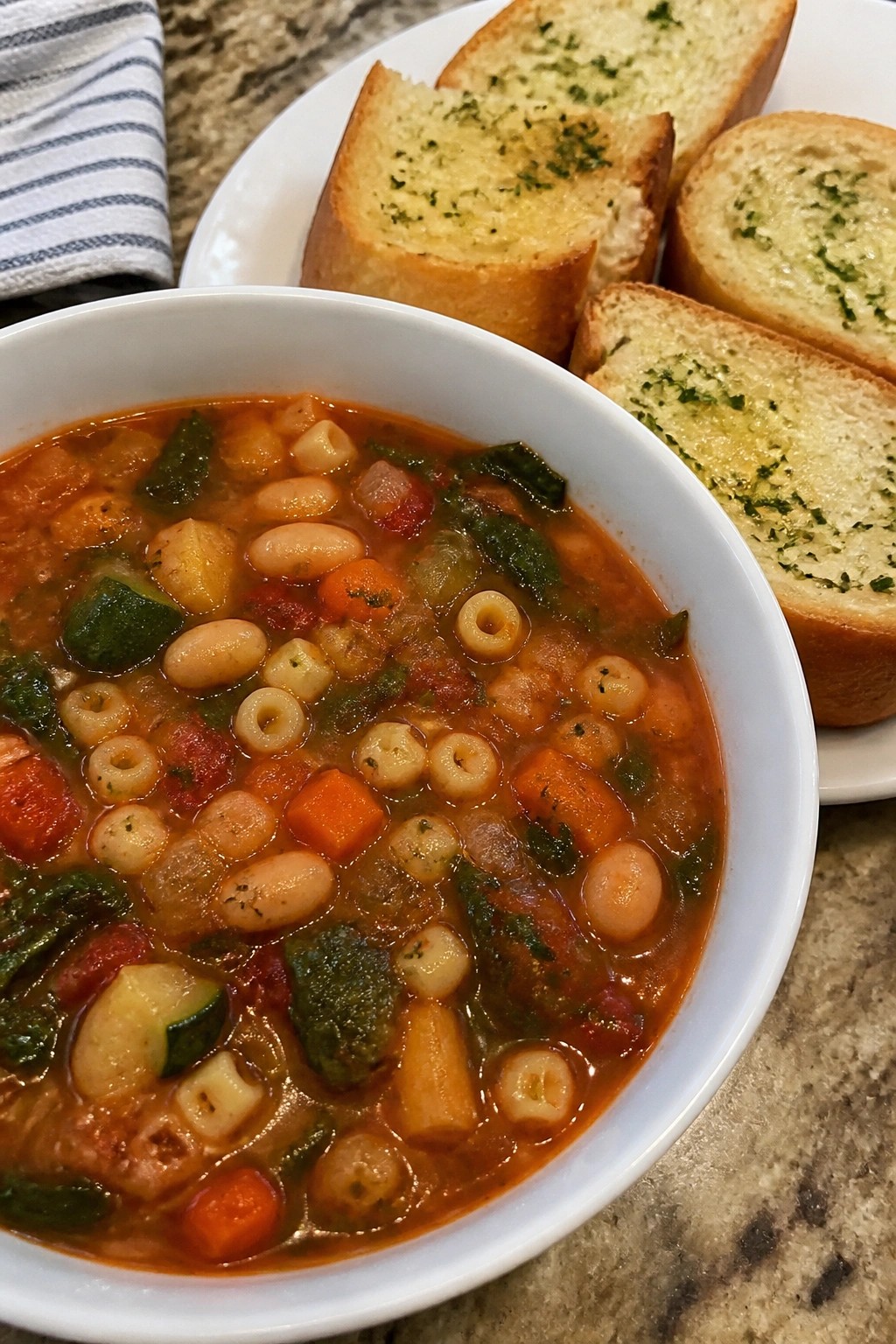 Hearty Minestrone Soup with Garlic Bread