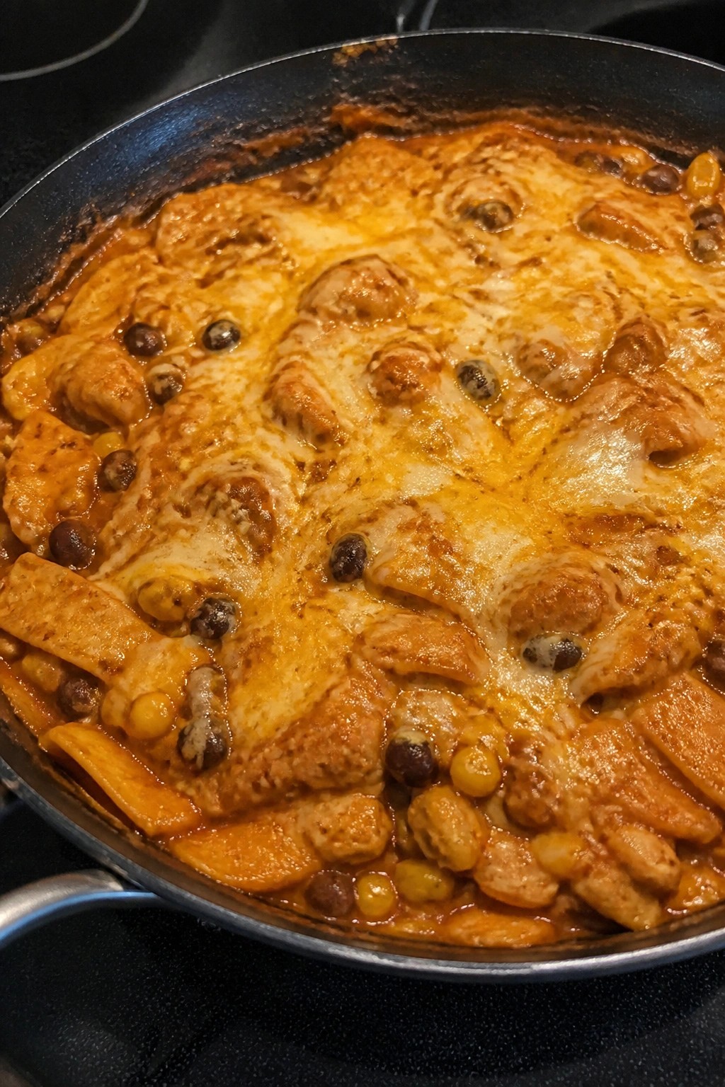 Chicken Enchilada Skillet with Corn Tortillas
