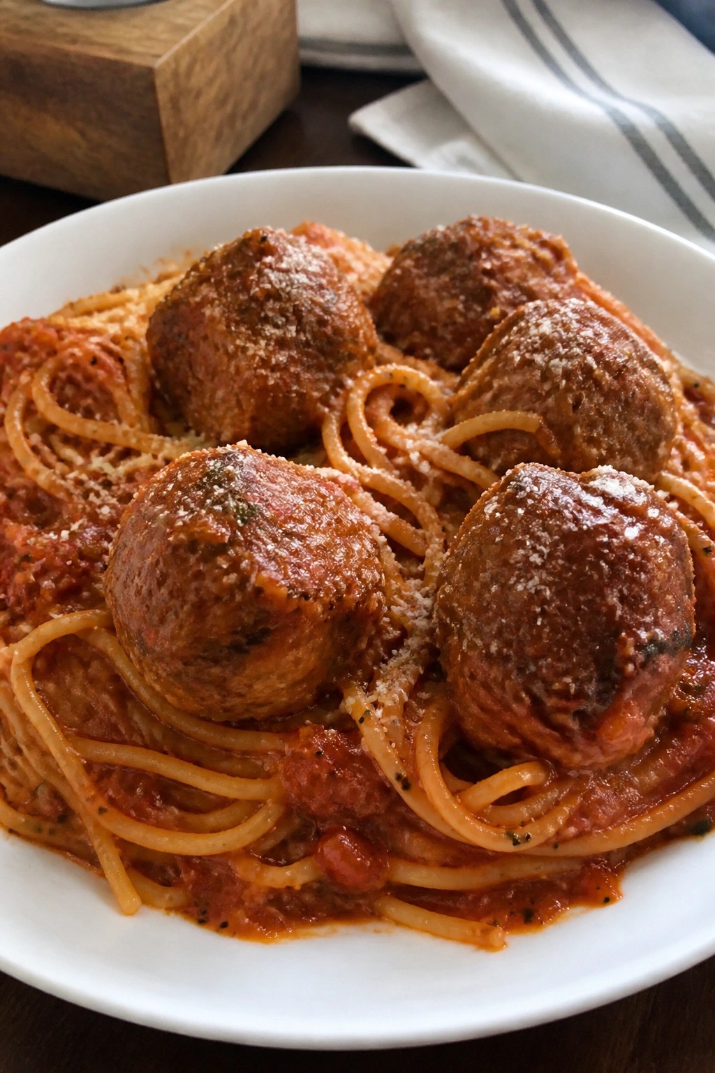 Spaghetti and Meatballs in Slow-Cooked Tomato Sauce