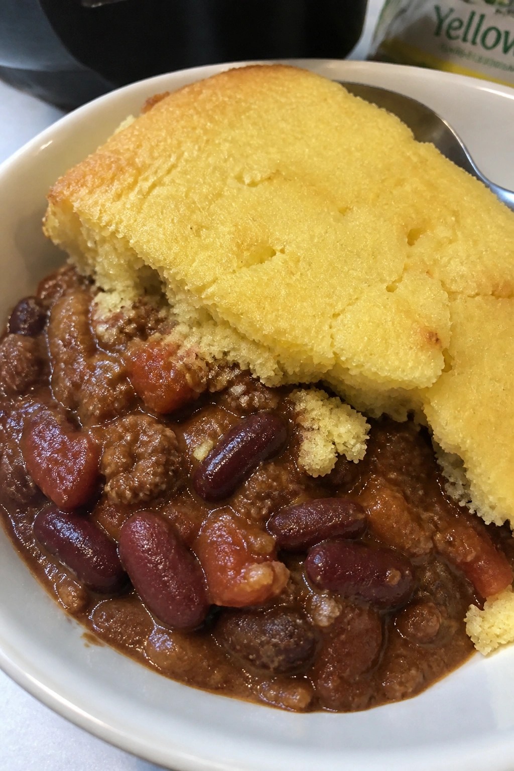 Slow Cooker Beef and Bean Chili with Cornbread Topping