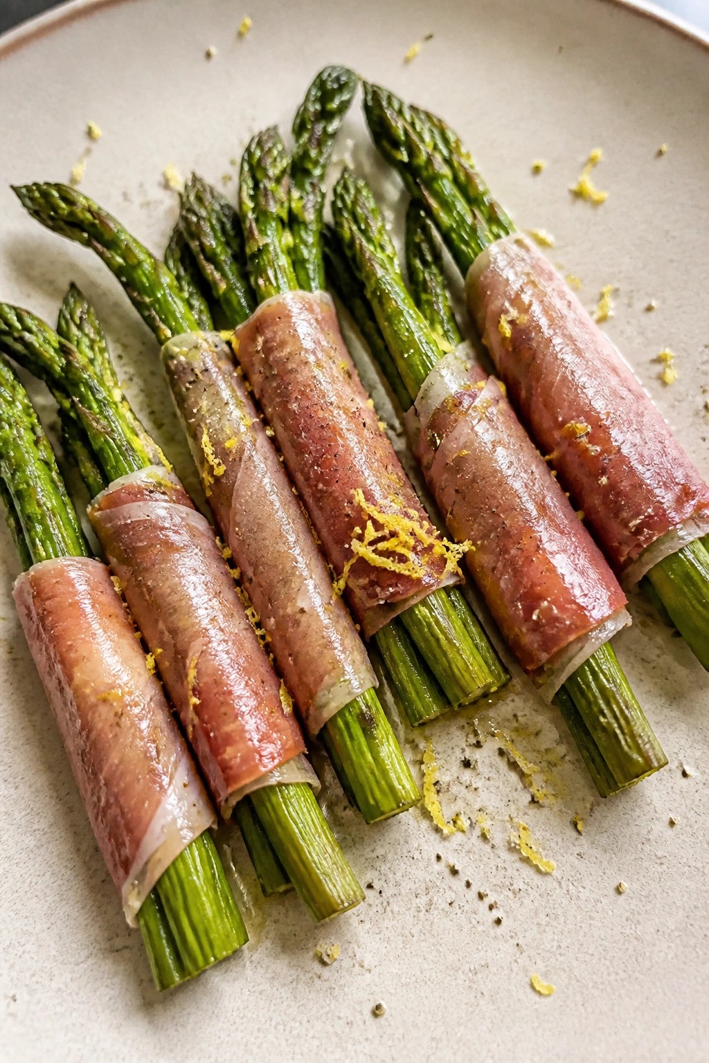 Prosciutto-Wrapped Asparagus with Lemon Zest