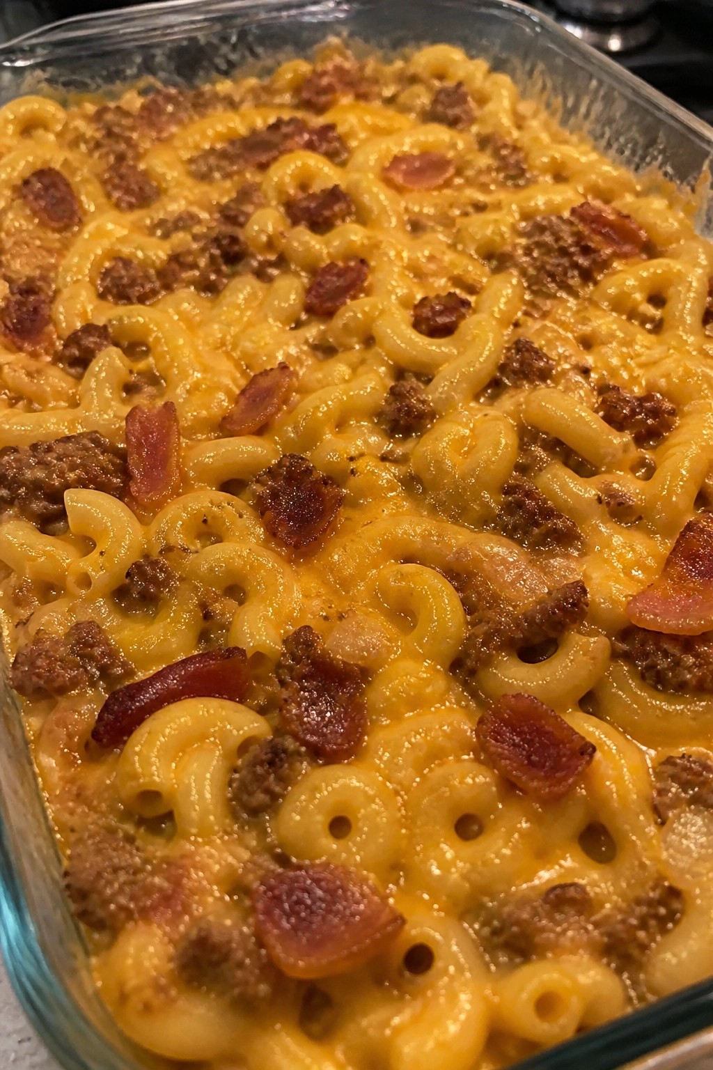 Cheesy Bacon Cheeseburger Macaroni Crockpot Casserole