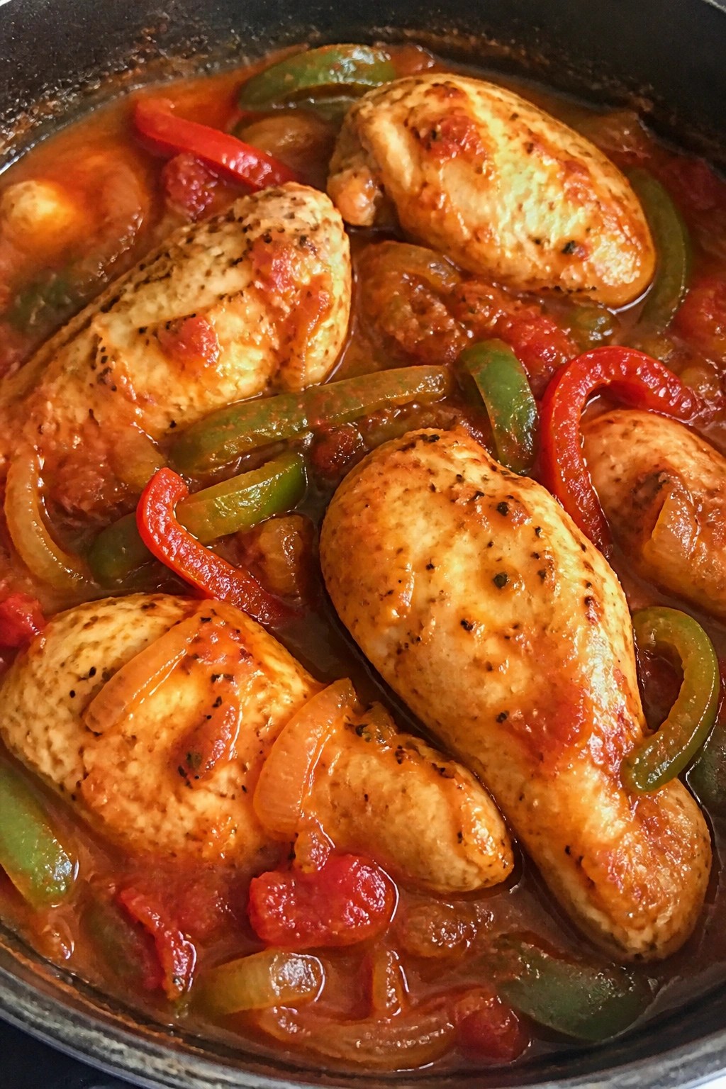 Slow Cooker Chicken Cacciatore Breasts with Bell Peppers