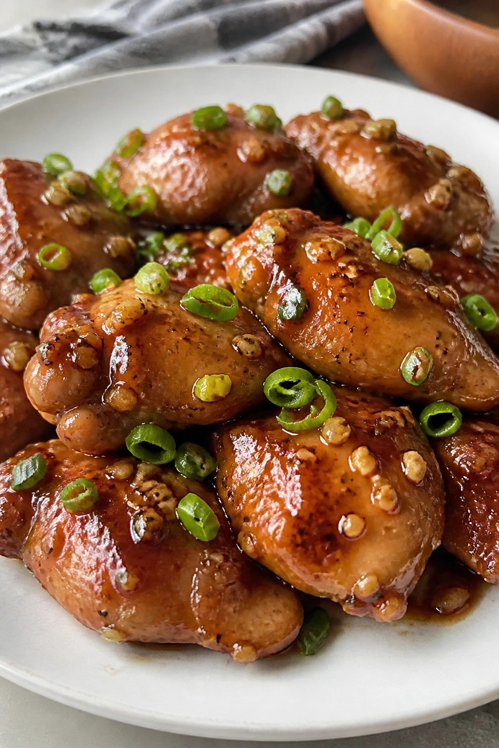 Honey Garlic Crockpot Chicken Thighs