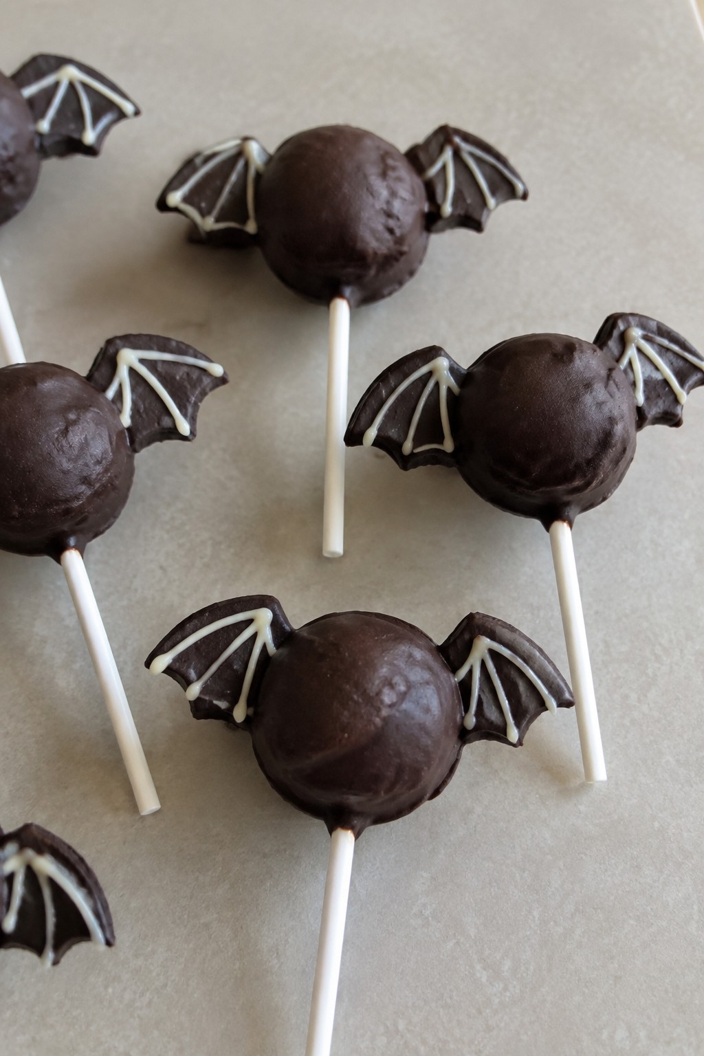 Bat Wing Oreo Truffle Pops