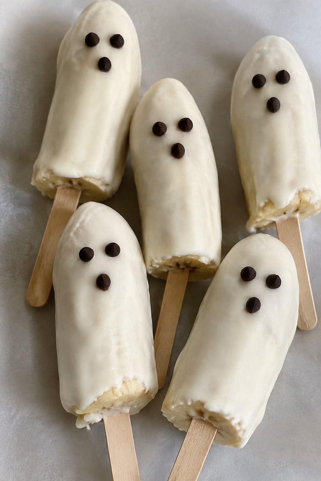 Ghostly Banana Pops