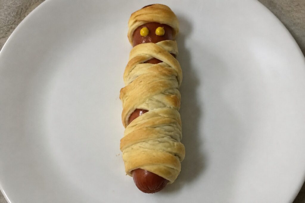 13 Easy Halloween Snack Recipes You Can Make Tonight