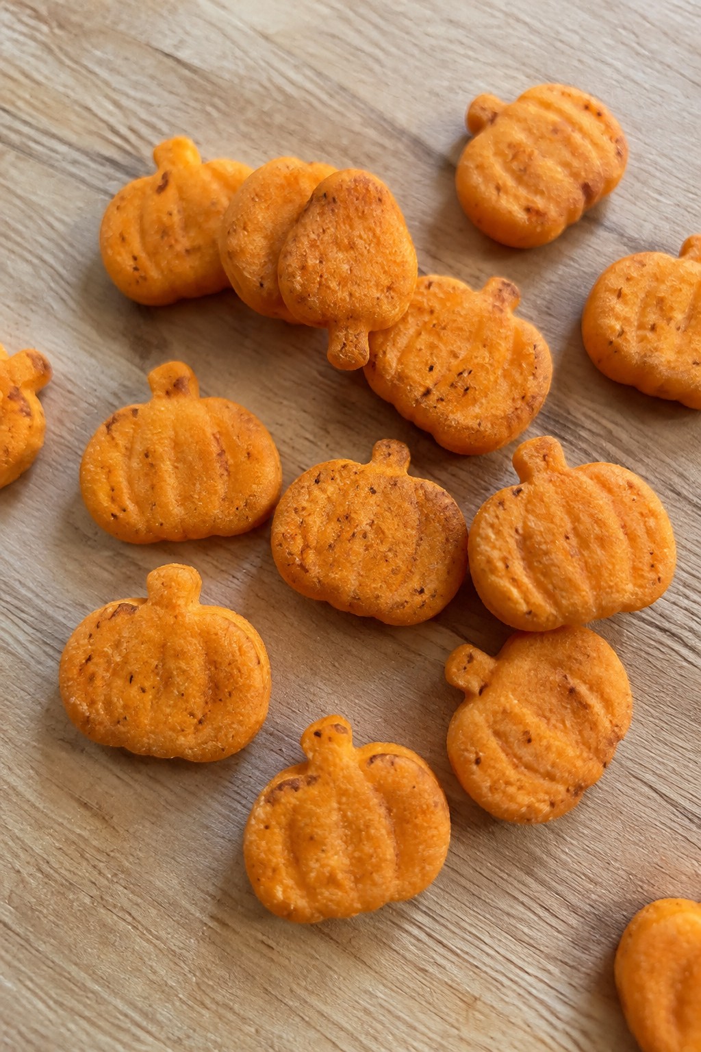 Pumpkin Patch Cheese Crackers