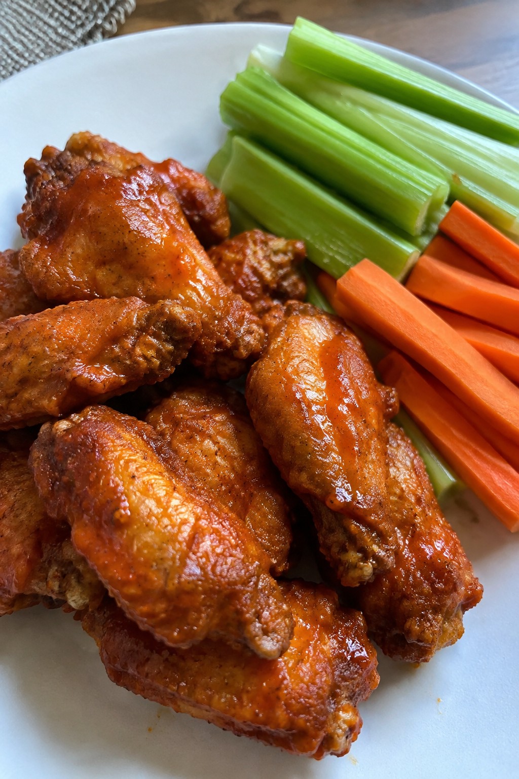 Bat-Wing Buffalo Chicken Wings with Celery and Carrots