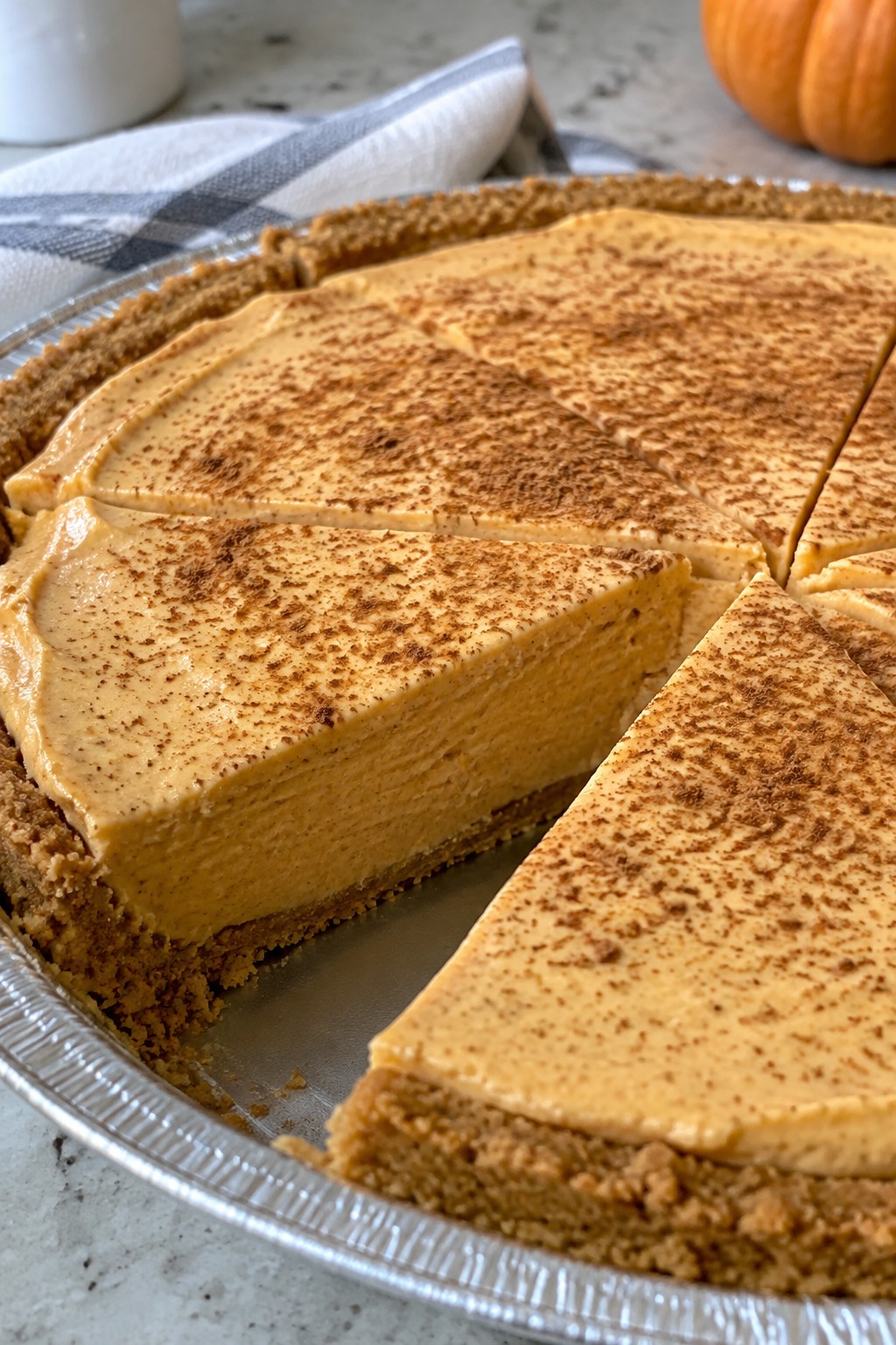 No-Bake Pumpkin Mousse Pie