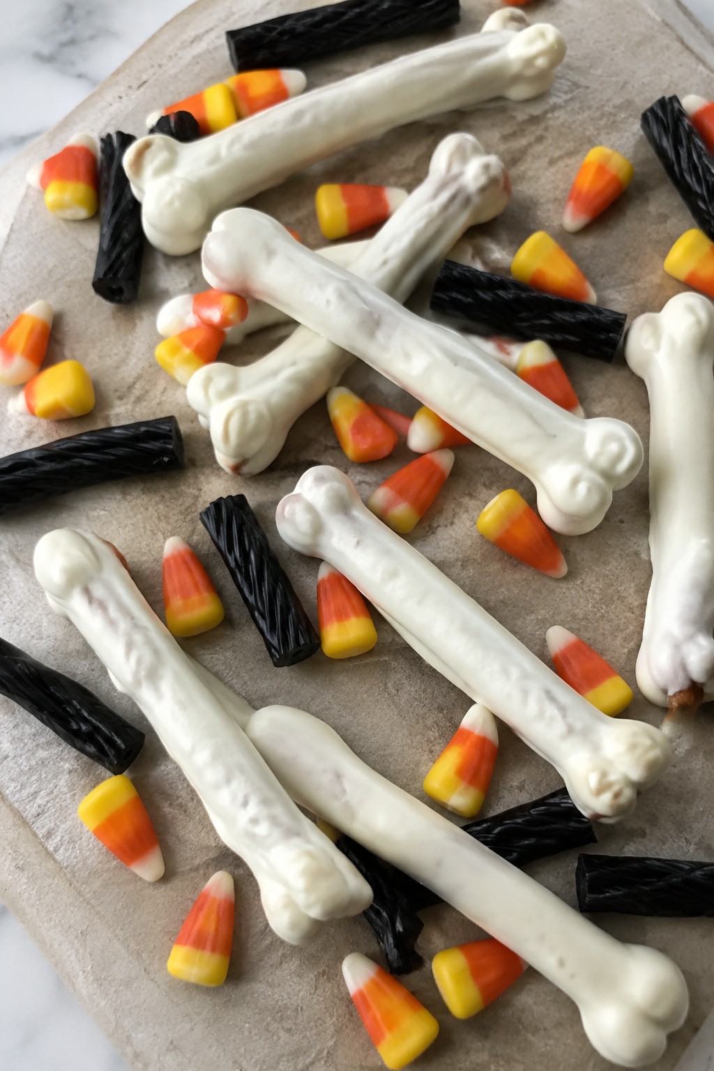 Skeleton Bone White Chocolate Pretzel Board