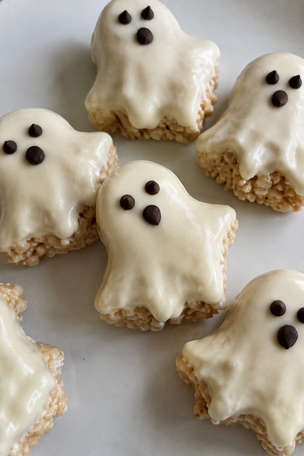 Ghostly White Chocolate Rice Krispie Treats