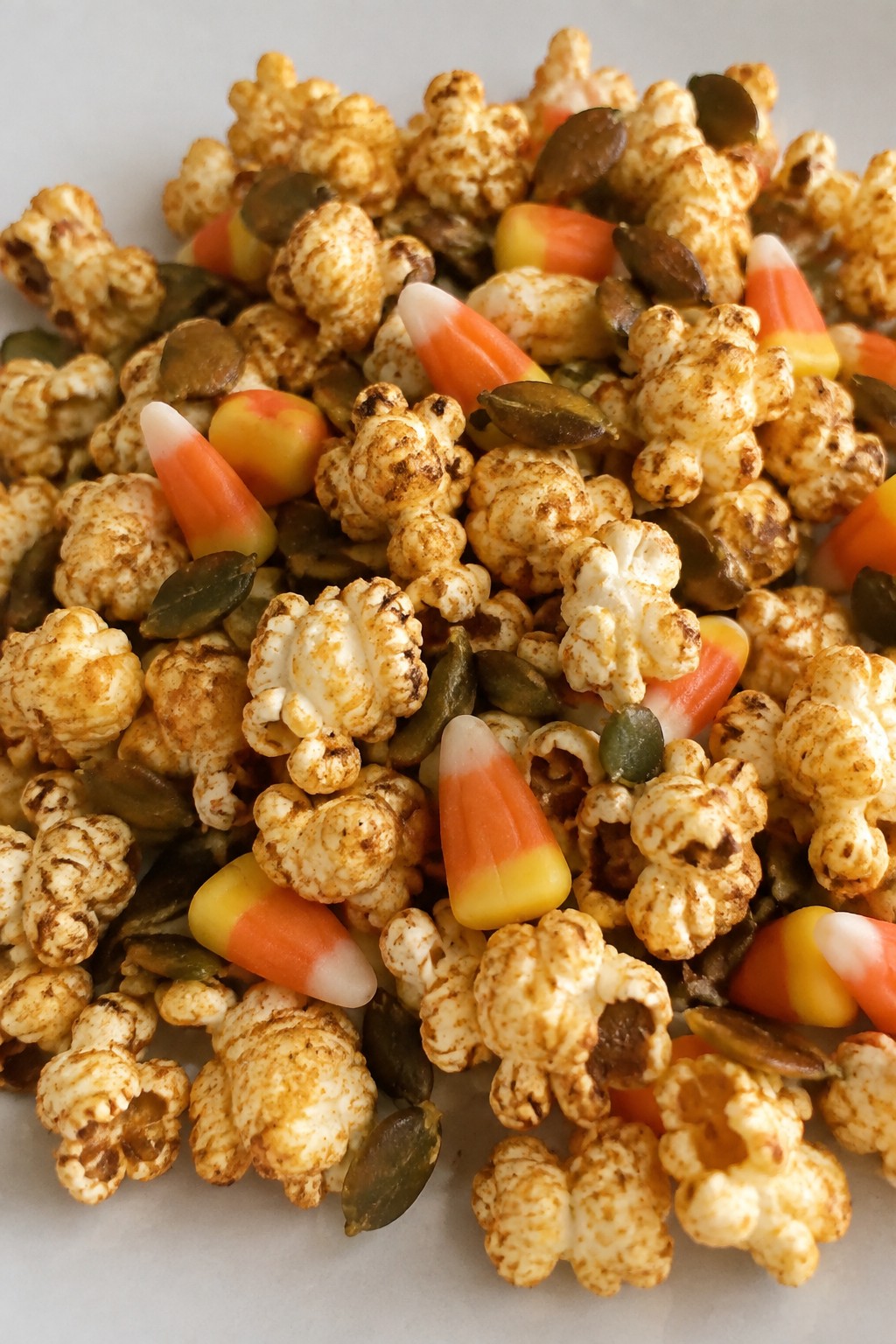 Pumpkin Spice Popcorn Mix