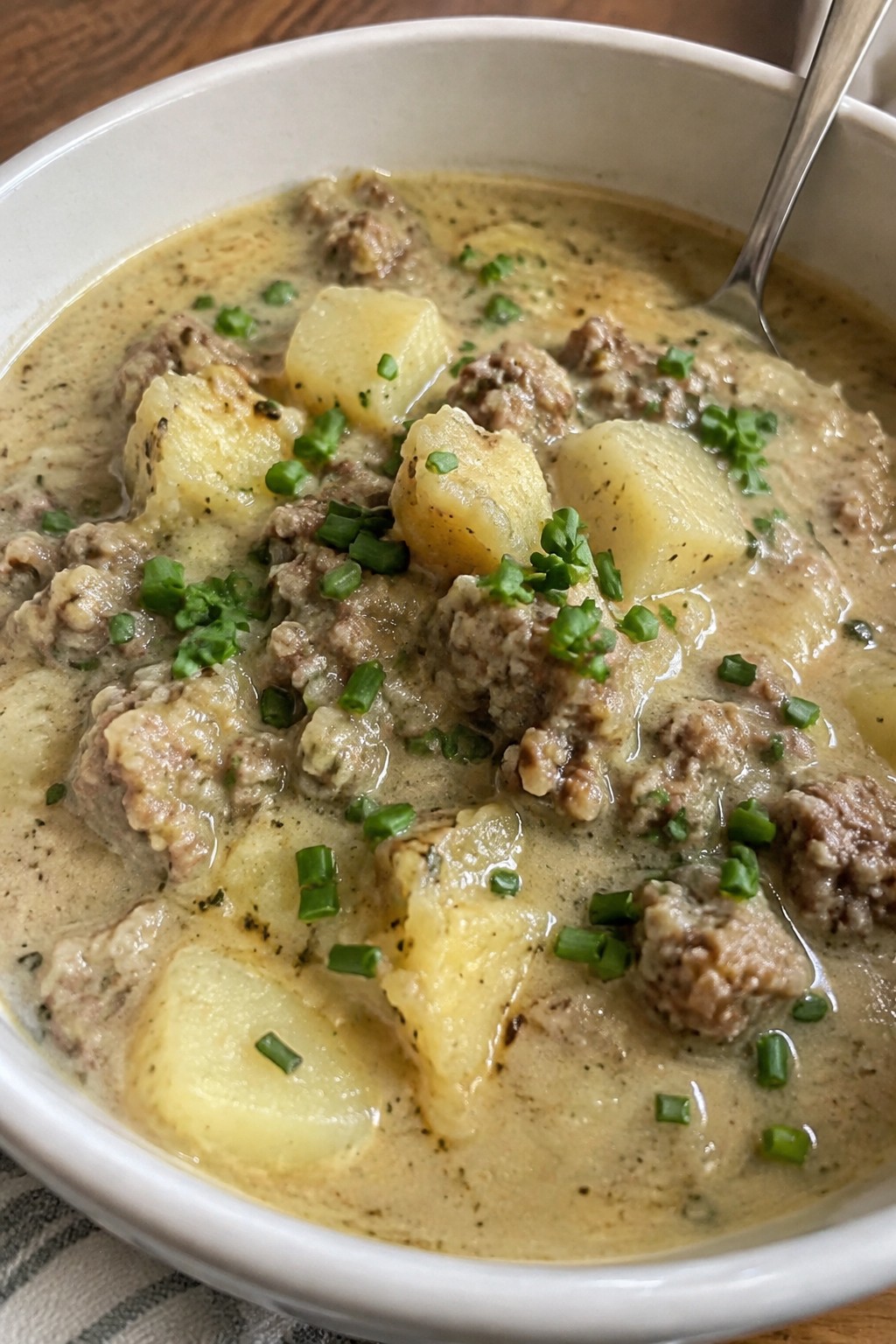 Creamy Potato and Chive Hamburger Stew